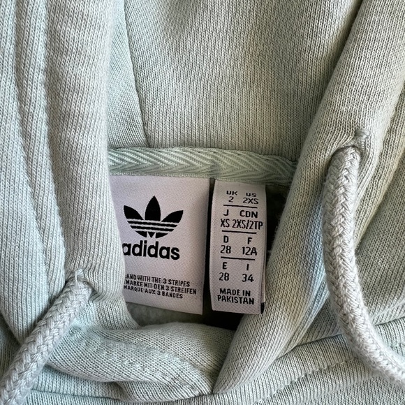 Adidas crop hoodie - Picture 3 of 3
